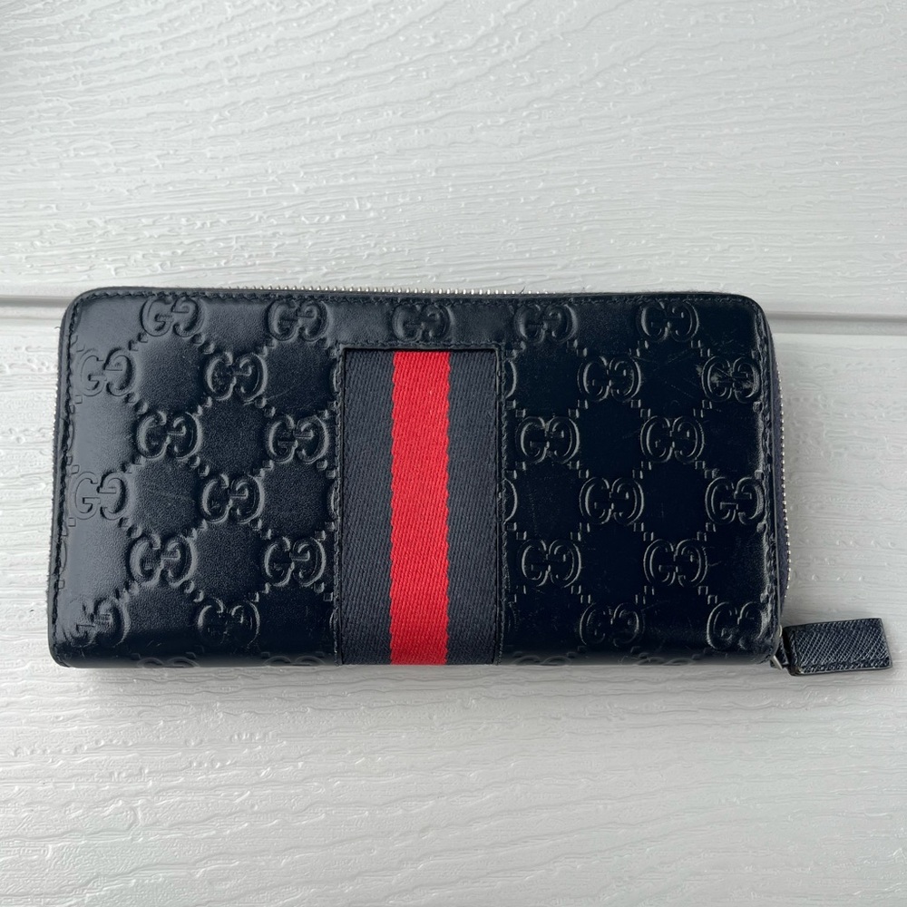GUCCI Navy guccissima interlocking G wallet
